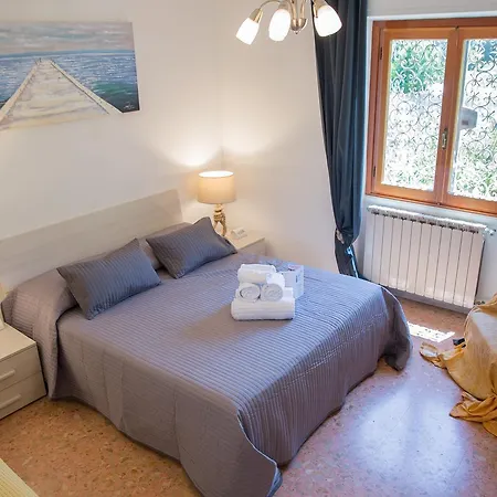 Apartament A Casa Di Andrea Fiumicino